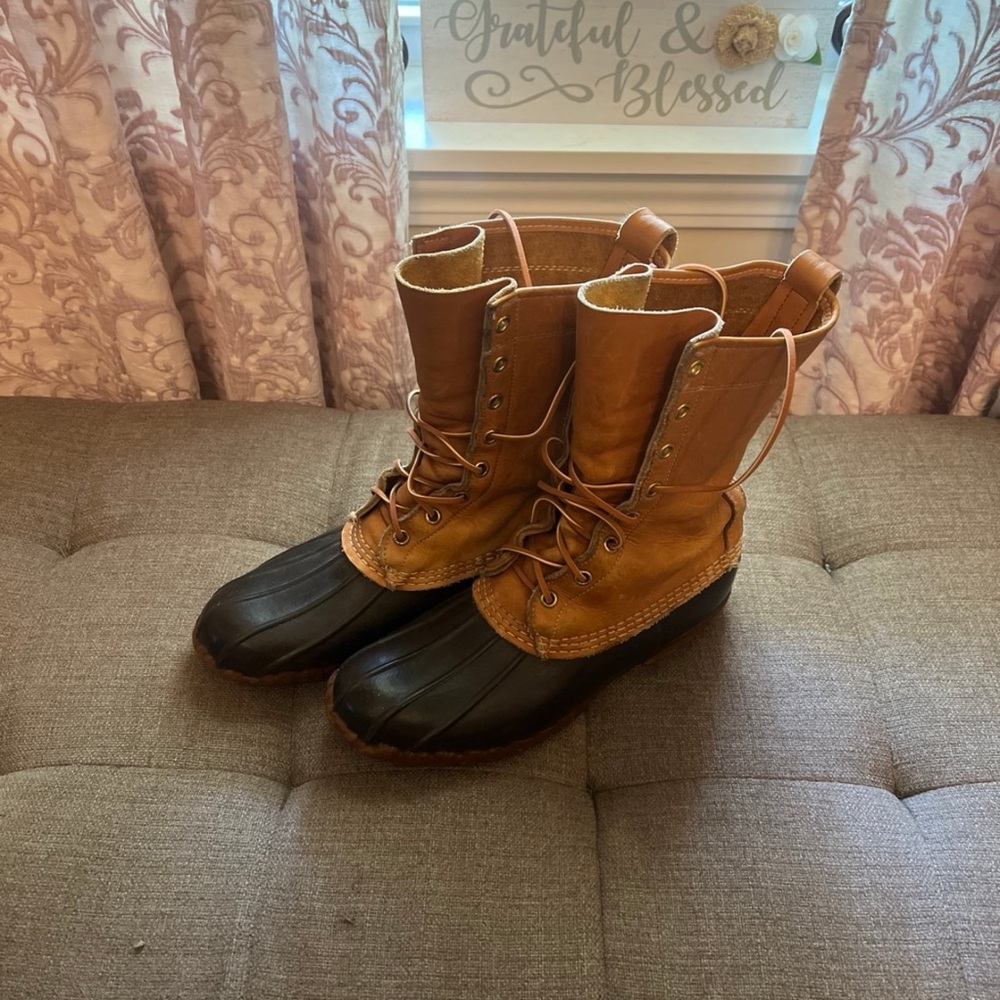 LL Bean Maine Hunting Shoe duck Boots sz 8 narrow